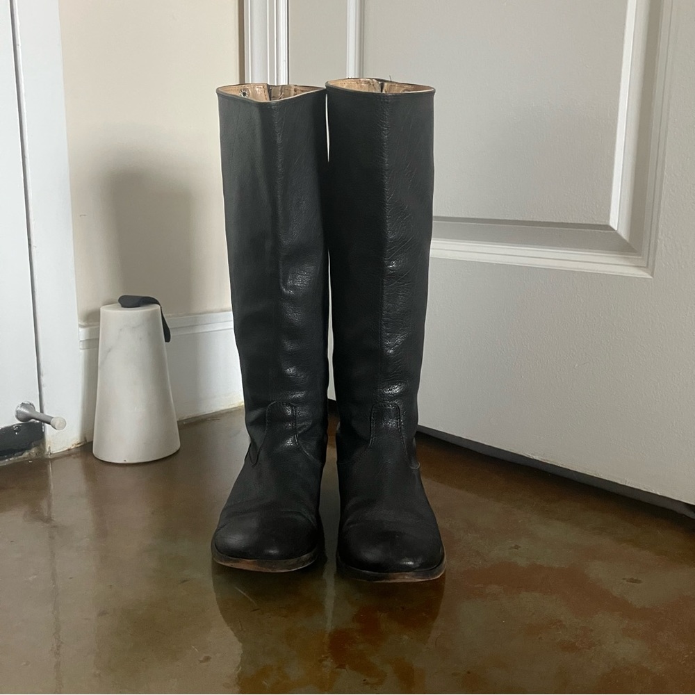 Frye Melissa Button Back Zip Boots
